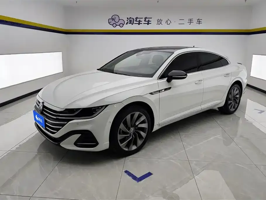 Volkswagen CC 2024 из CN, фото 1