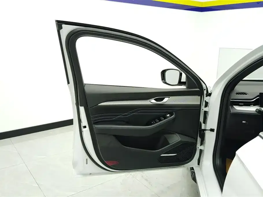 Geely Xingrui 2026 из CN, фото 2