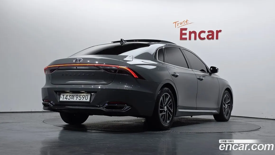 Hyundai Grandeur 2021 из KR, фото 2