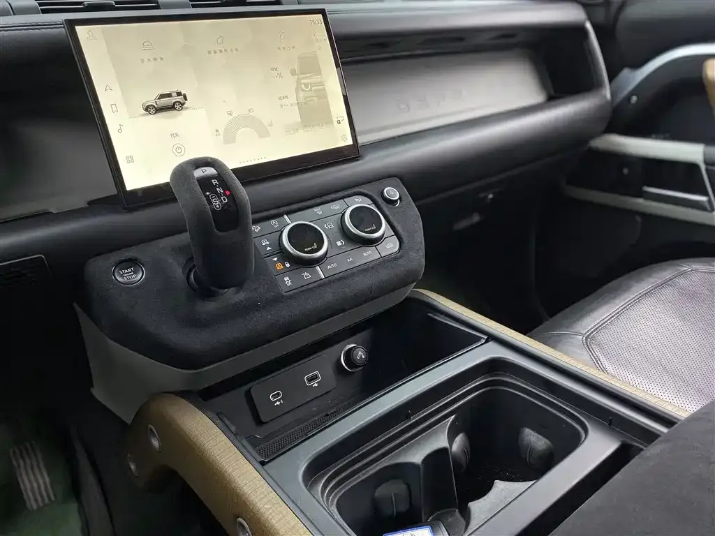 Land Rover Defender 2021 из CN, фото 7