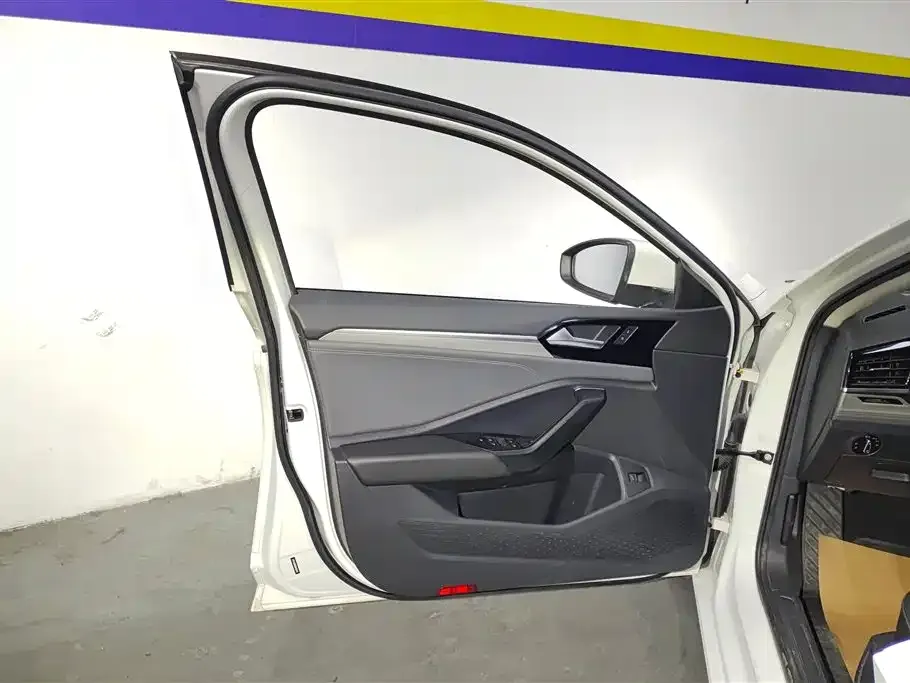 Volkswagen Sagitar 2021 из CN, фото 2
