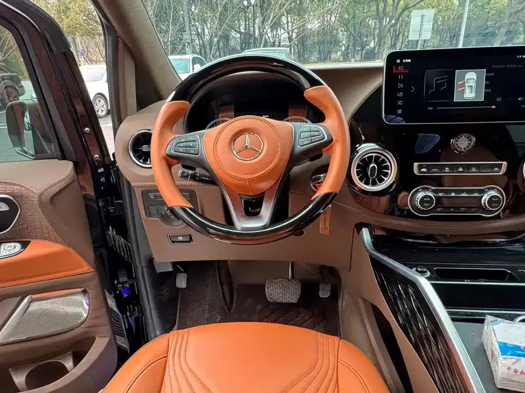 Mercedes-Benz Vito 2023 из CN, фото 3