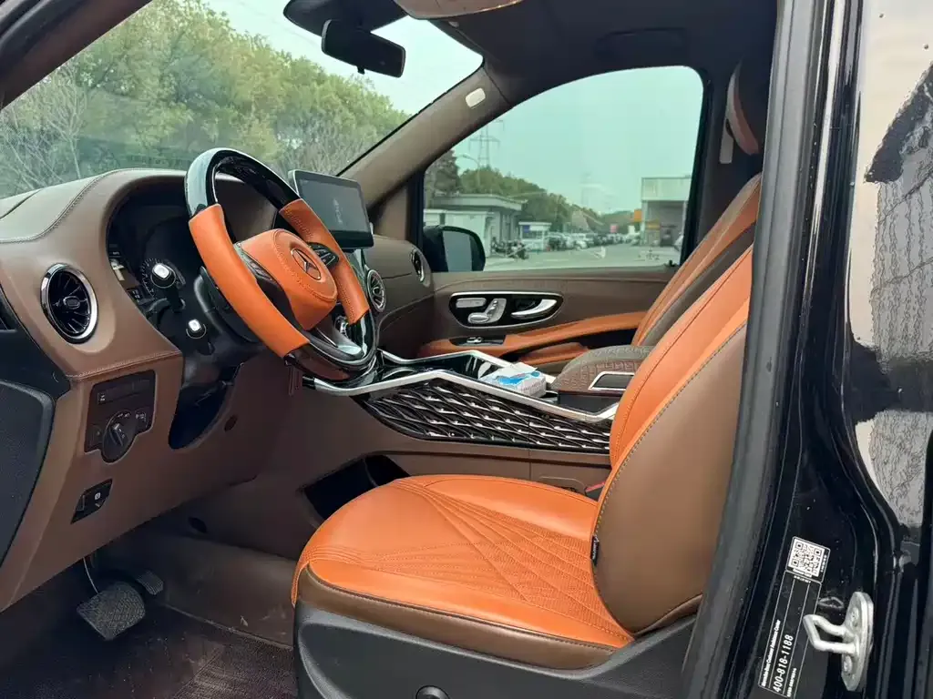 Mercedes-Benz Vito 2023 из CN, фото 10