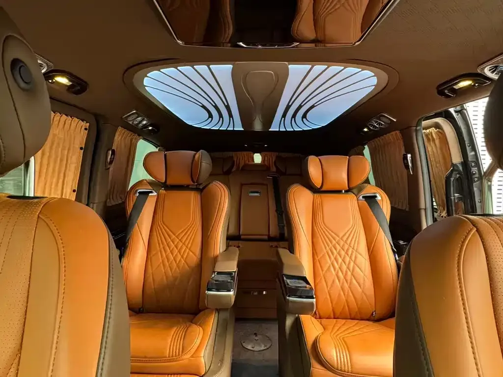 Mercedes-Benz Vito 2023 из CN, фото 8