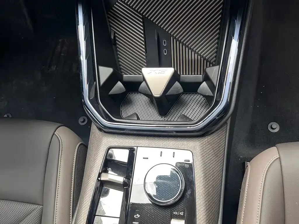 BMW X3 2025 из CN, фото 10