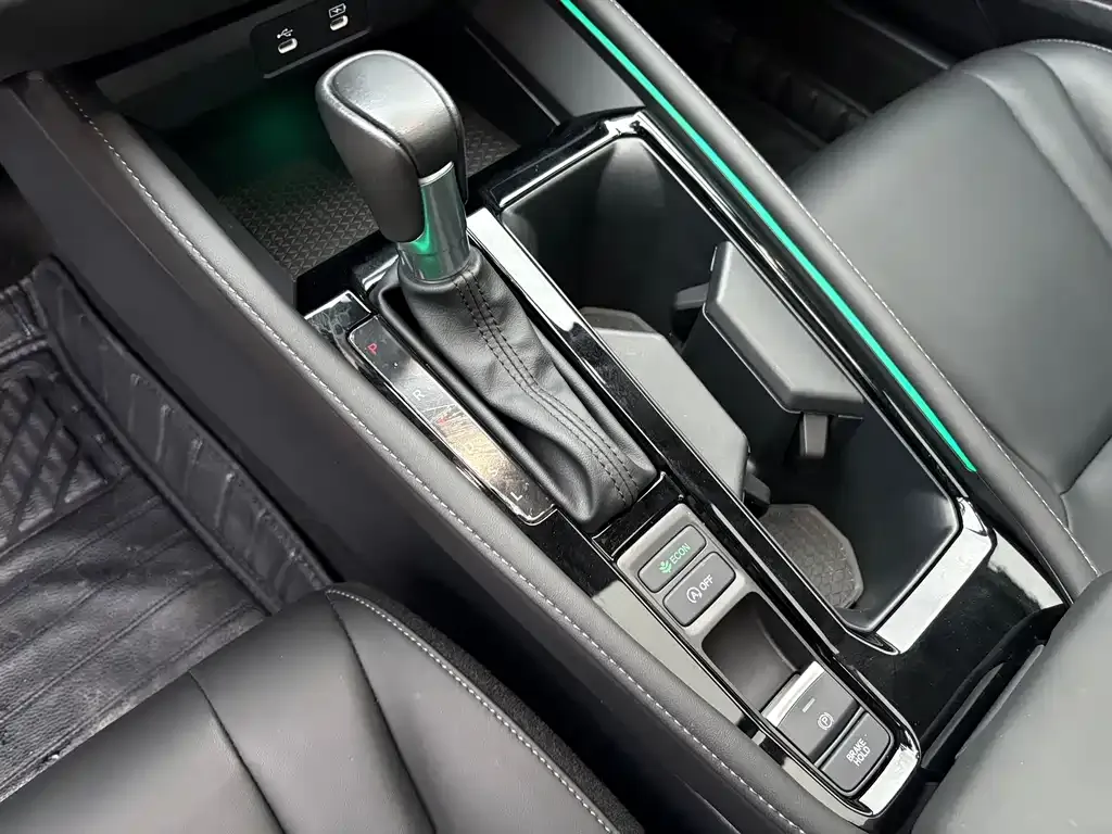 Honda Accord 2024 из CN, фото 10