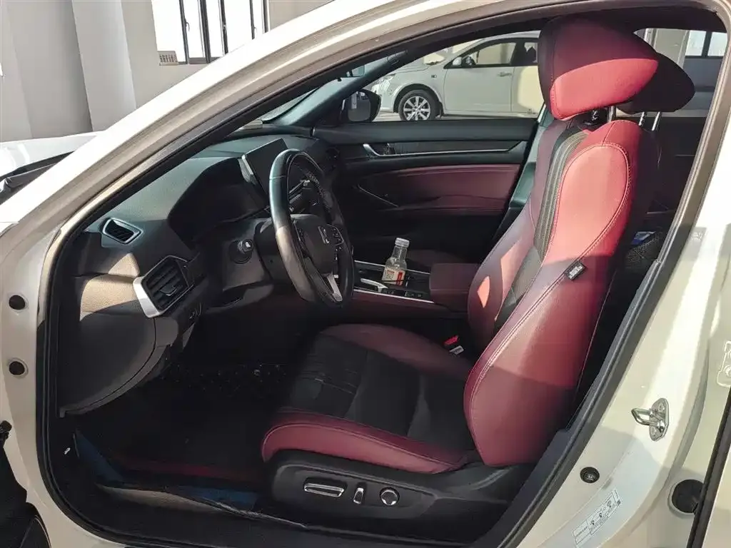 Honda Inspire 2022 из CN, фото 5