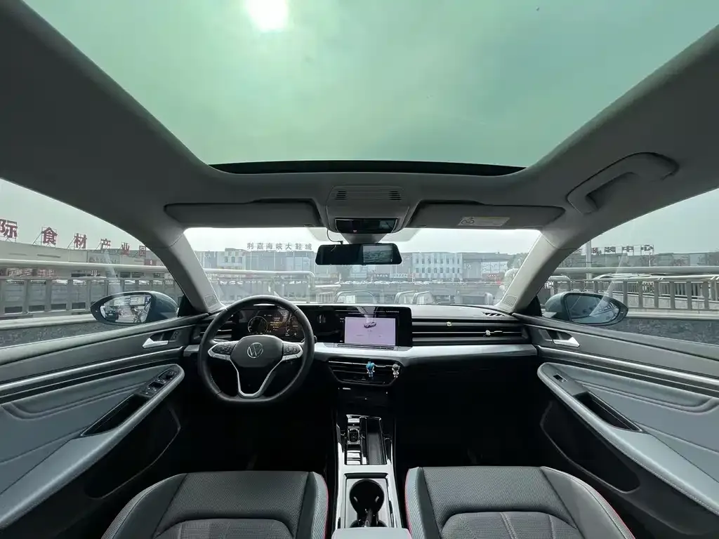 Volkswagen Lamando 2023 из CN, фото 6