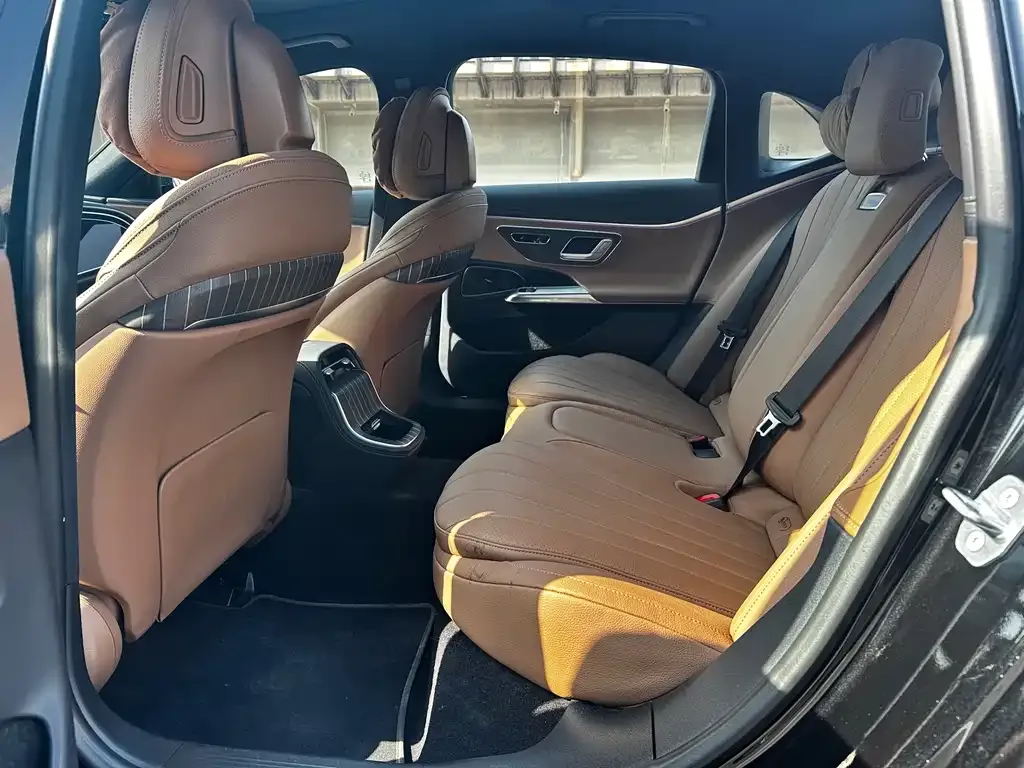 Mercedes-Benz E-Class New Energy 2024 из CN, фото 3