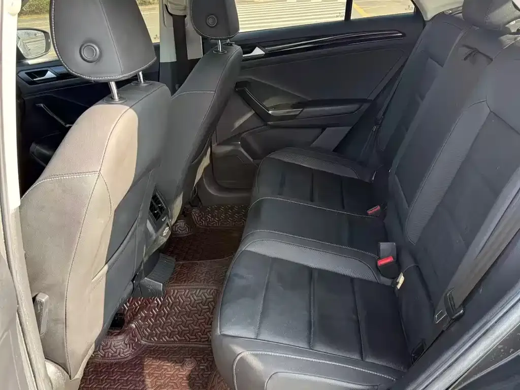 Volkswagen T-Roc 2021 из CN, фото 3