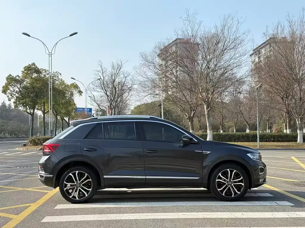 Volkswagen T-Roc 2021 из CN, фото 5