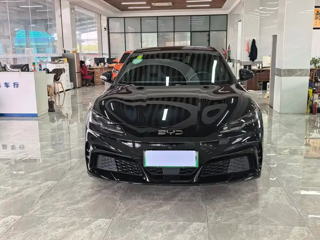 BYD Seal 06GT — фото 7