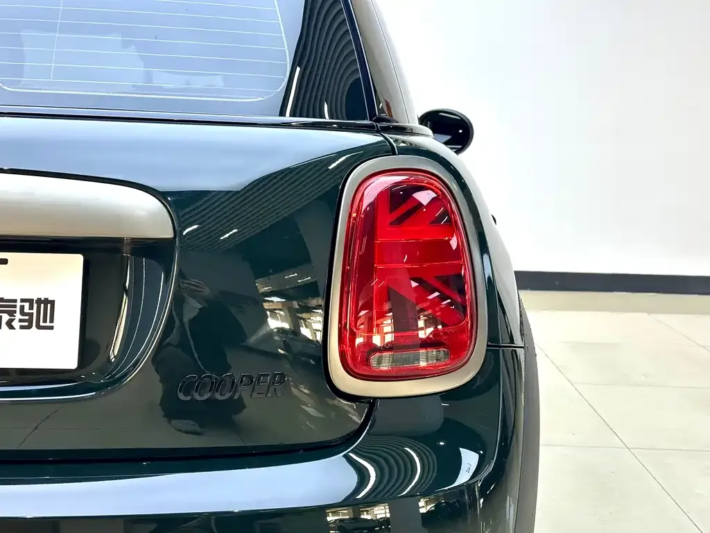 MINI Cooper (3-door) 2022 из CN, фото 8