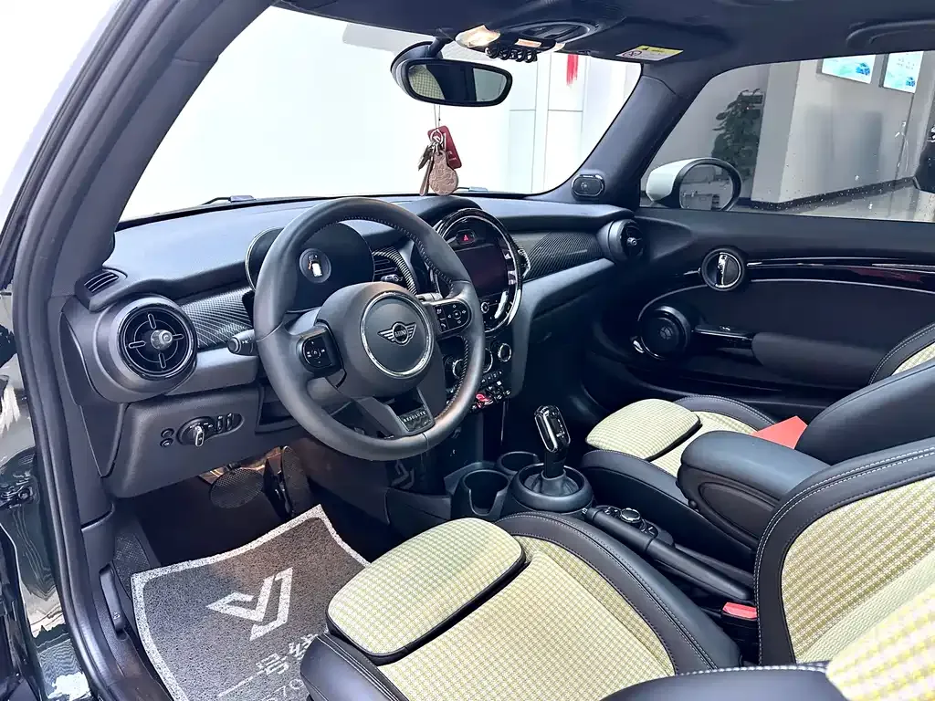 MINI Cooper (3-door) 2022 из CN, фото 7