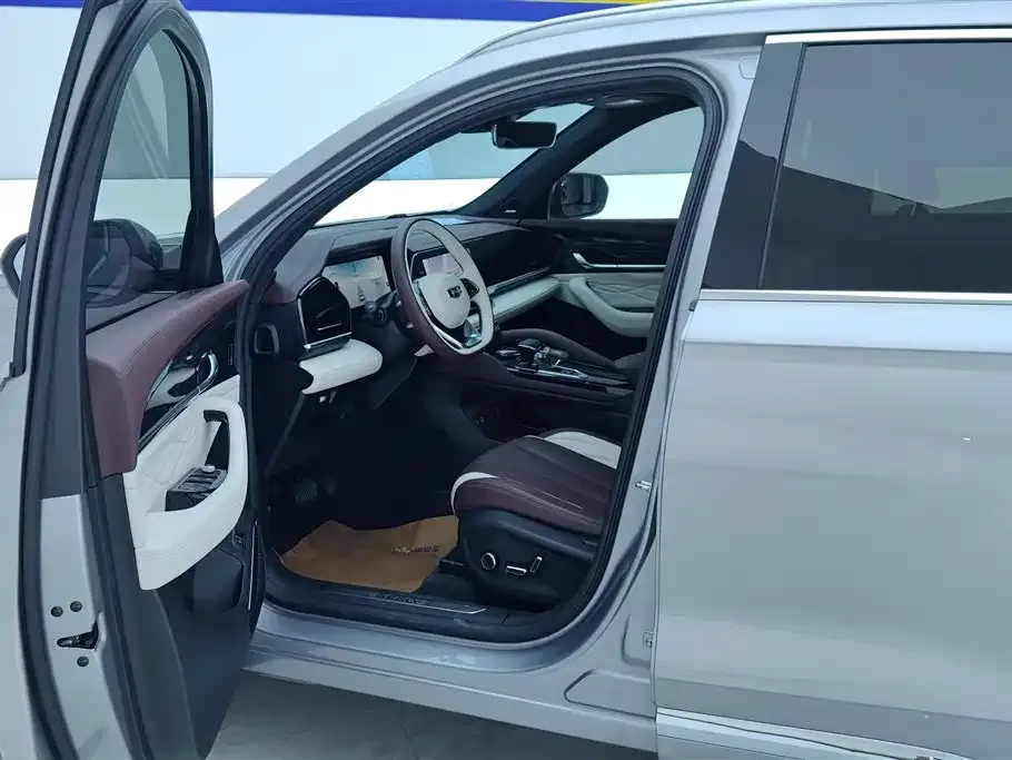 Geely Xingyue L 2022 из CN, фото 2