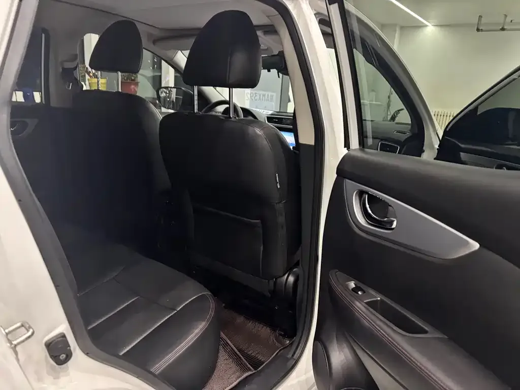 Nissan Qashqai 2021 из CN, фото 8