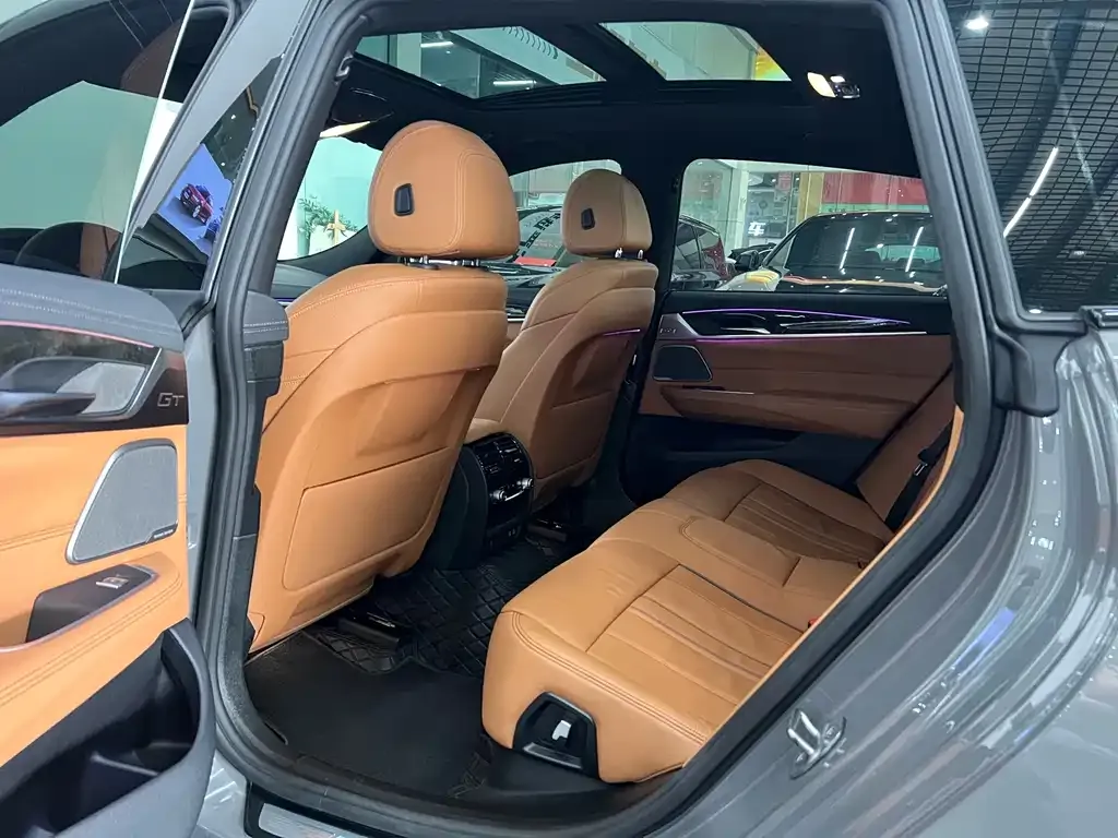 BMW 6 Series GT 2022 из CN, фото 10