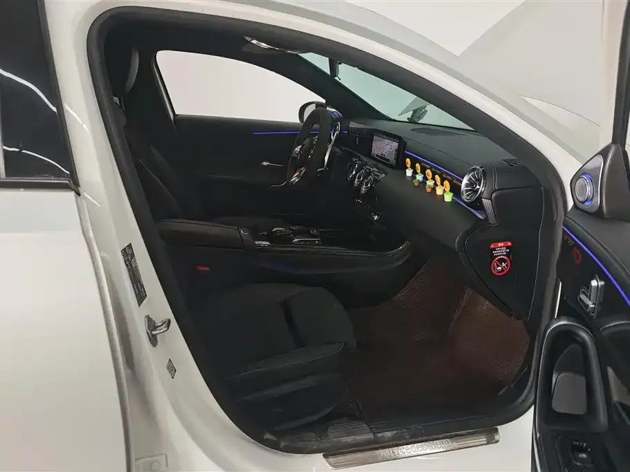 Mercedes-Benz A-Class 2021 из CN, фото 2