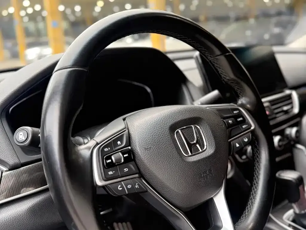 Honda Accord — фото 5