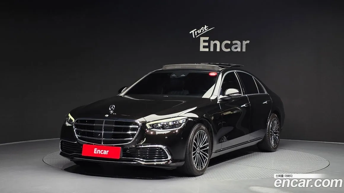 Mercedes-Benz S-Class — фото 1