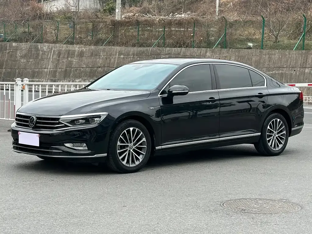 Volkswagen Magotan 2022 из CN, фото 1