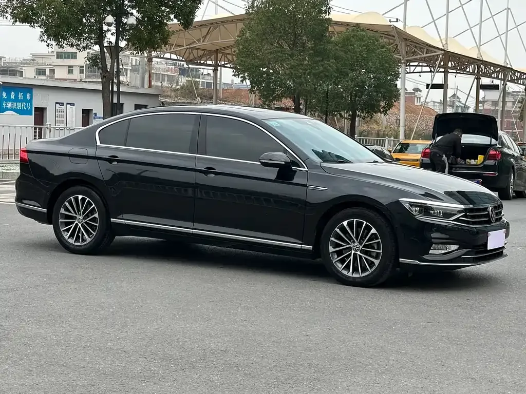 Volkswagen Magotan 2022 из CN, фото 7