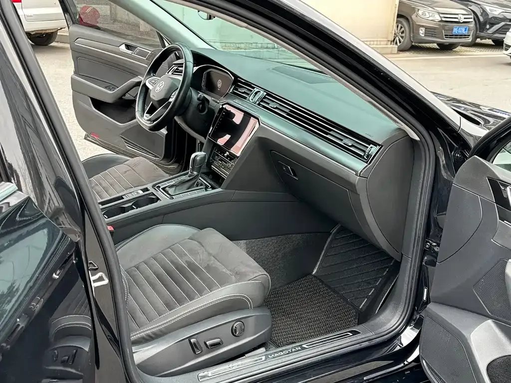 Volkswagen Magotan 2022 из CN, фото 8