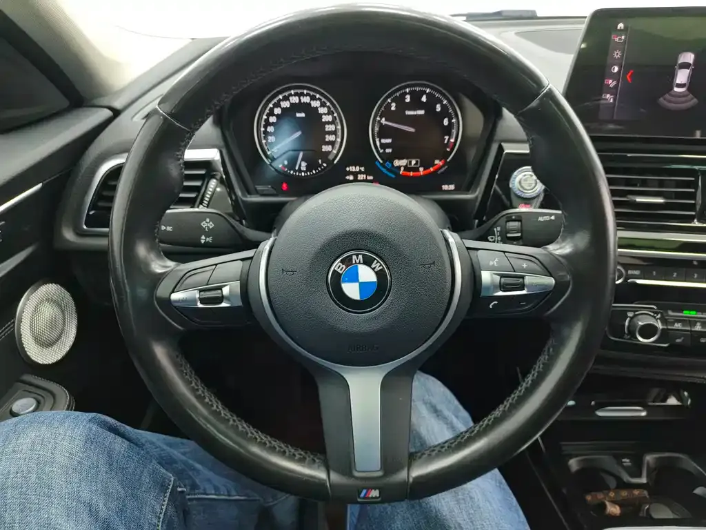 BMW 1 Series — фото 10