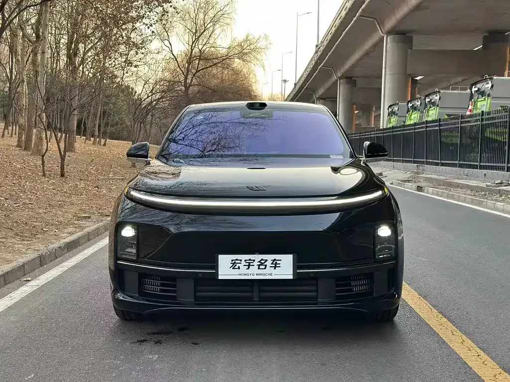 Li Auto L7 — фото 8