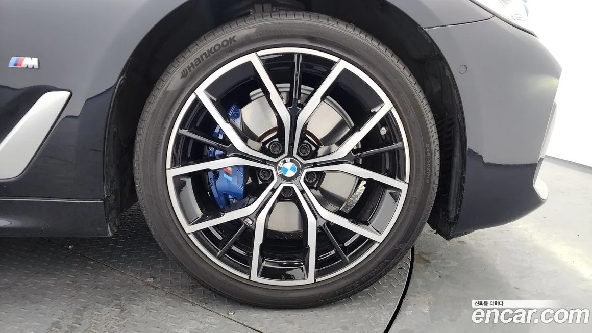 BMW 5-Series 2021 из KR, фото 2