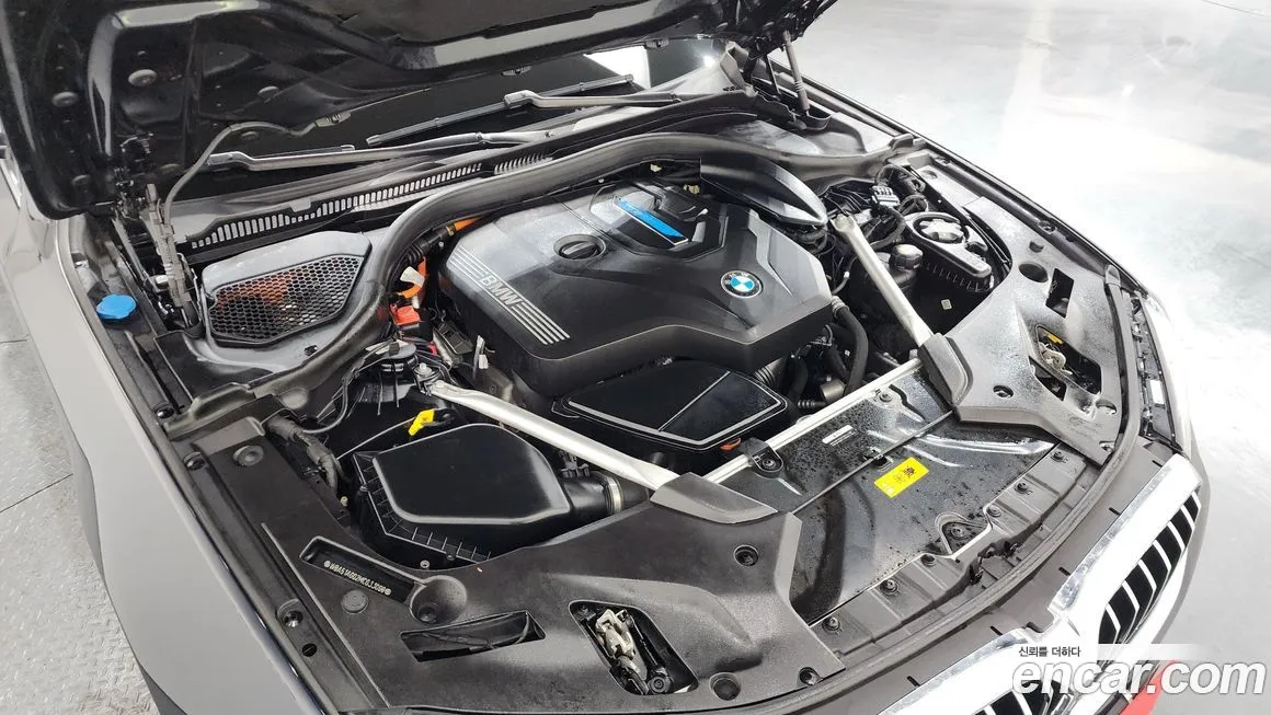 BMW 5-Series 2021 из KR, фото 10