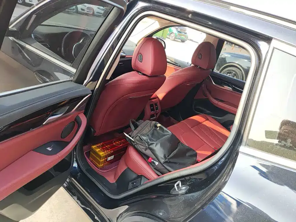 BMW iX3 2023 из CN, фото 2