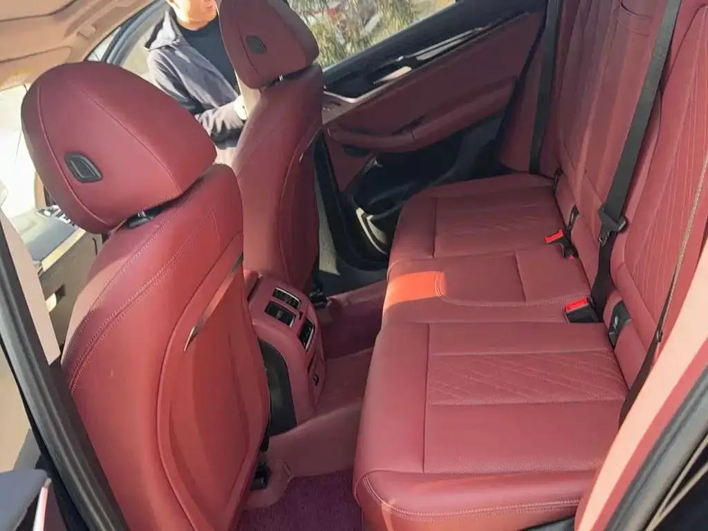 BMW iX3 2023 из CN, фото 3