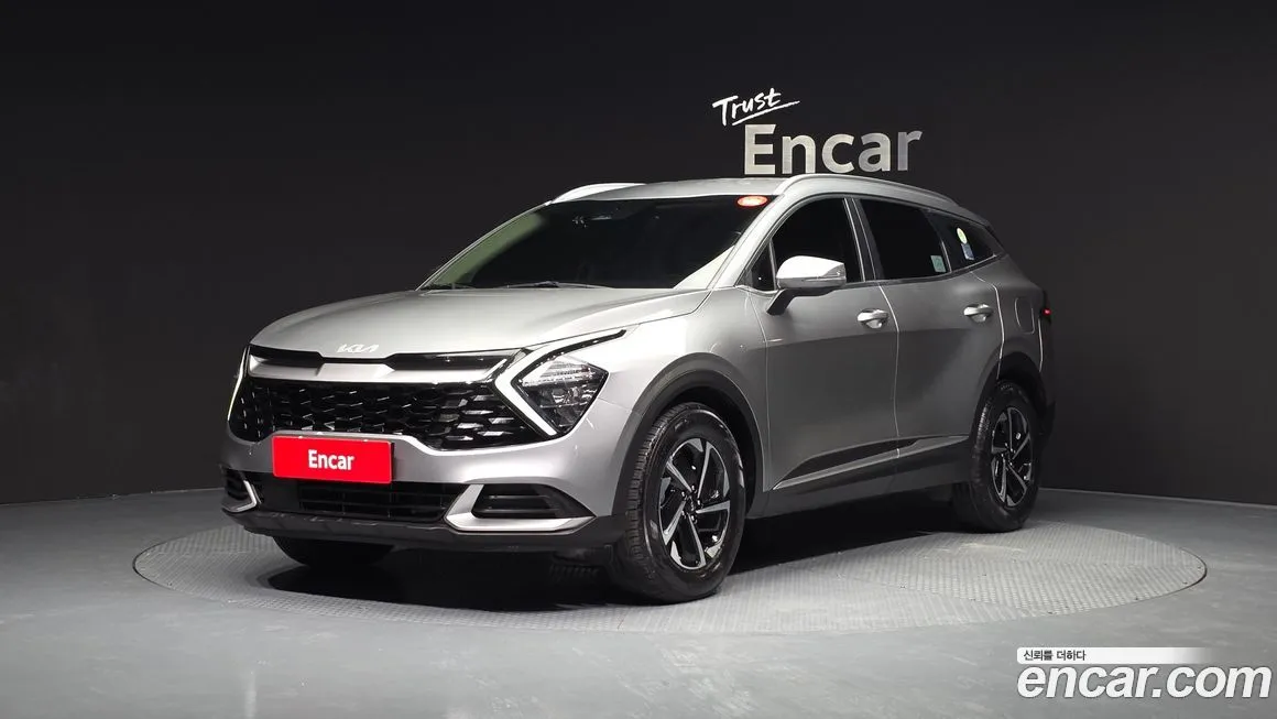 Kia Sportage — фото 1
