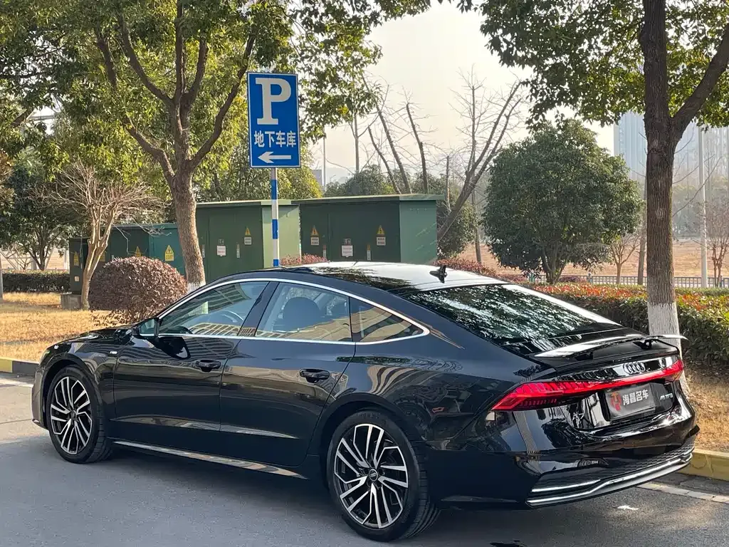 Audi A7 — фото 9