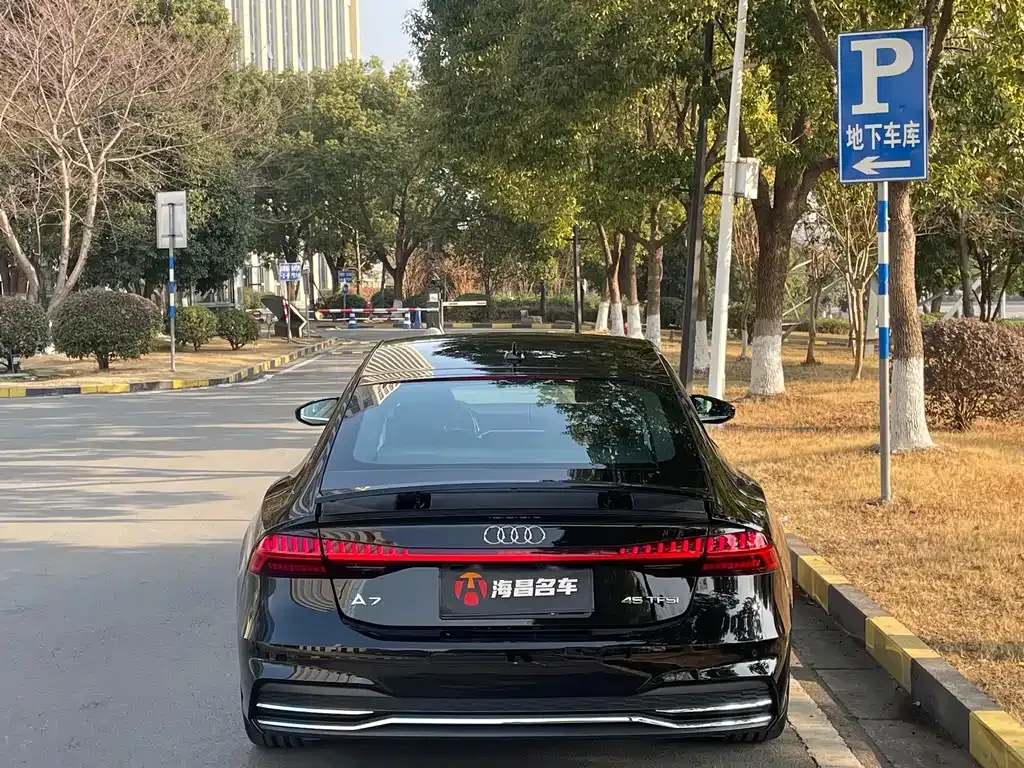 Audi A7 — фото 5