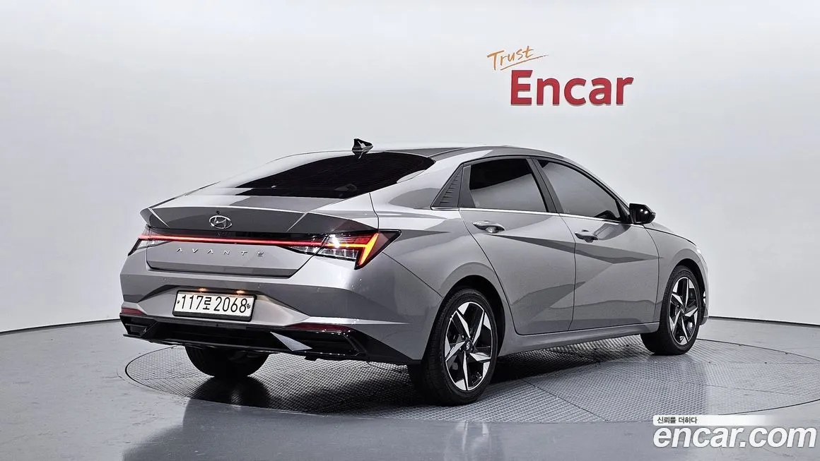 Hyundai AVANTE 2021 из KR, фото 3