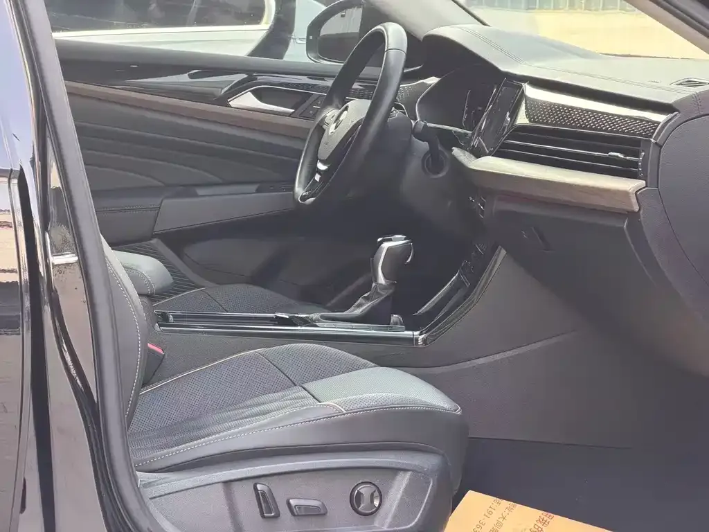 Volkswagen Passat — фото 5