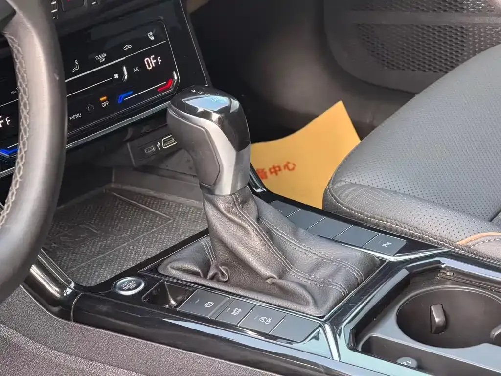 Volkswagen Passat — фото 3