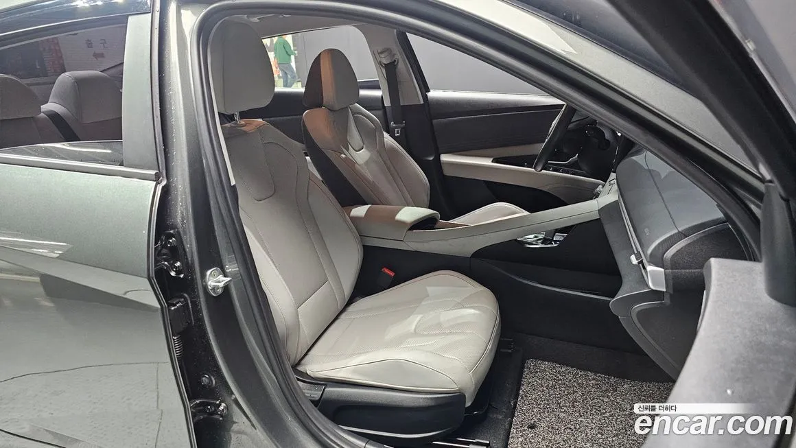 Hyundai AVANTE 2023 из KR, фото 7