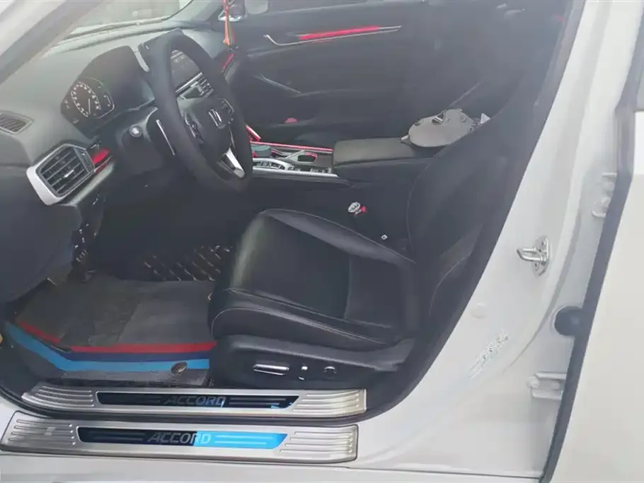 Honda Accord 2023 из CN, фото 7