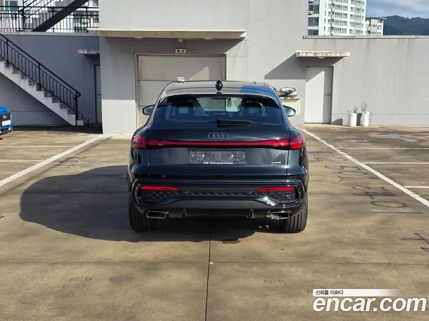Audi Q5 2025 из KR, фото 3