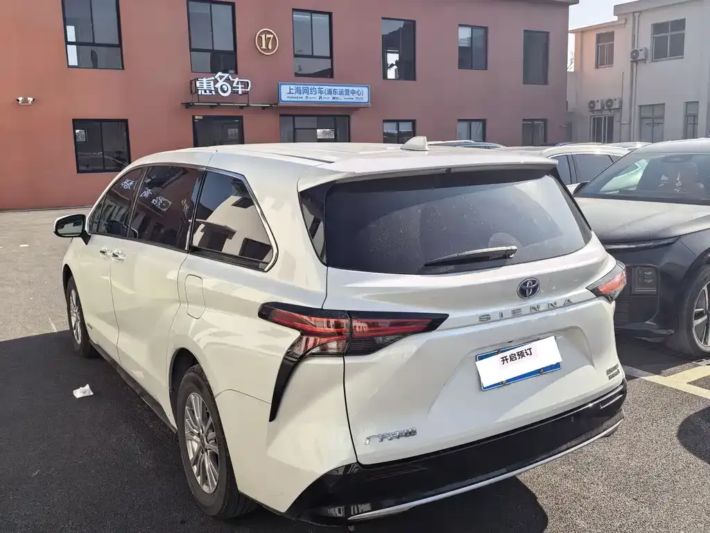 Toyota Sienna 2022 из CN, фото 9