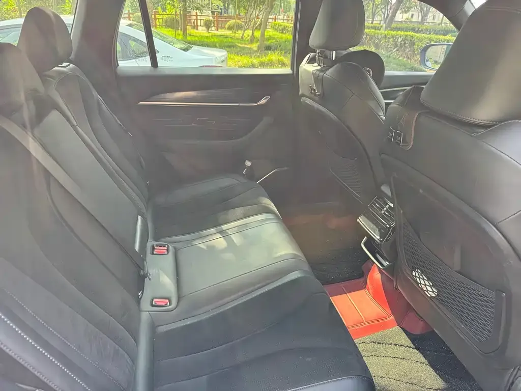 Geely Xingyue L 2023 из CN, фото 3