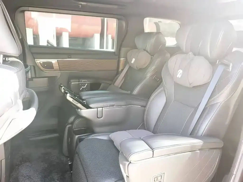 Toyota Alphard 2024 из CN, фото 3