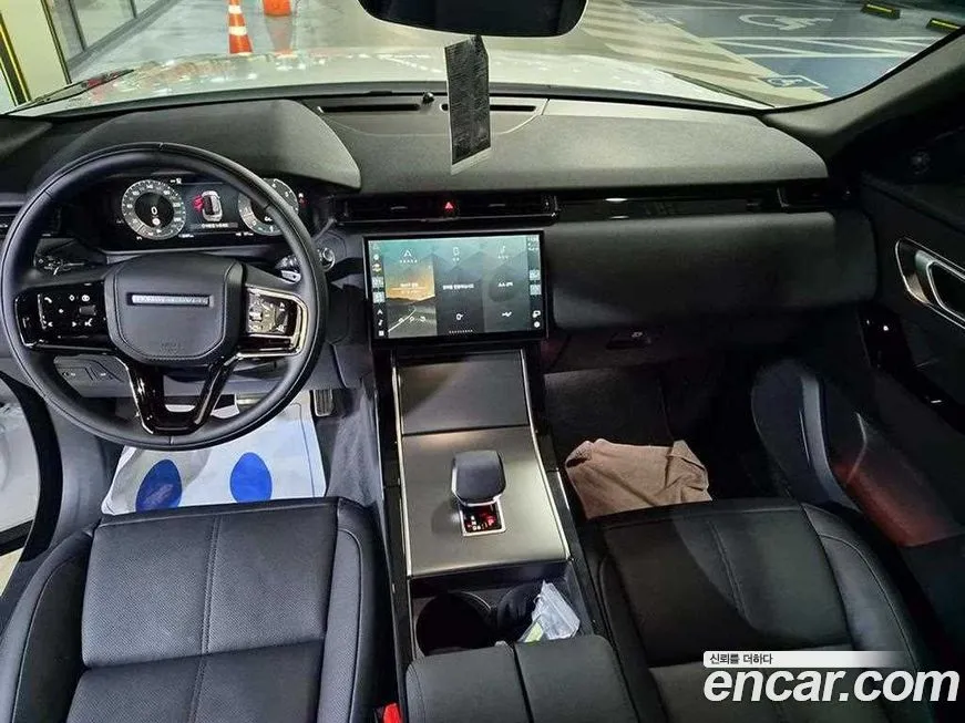 Land Rover Range Rover Velar 2025 из KR, фото 4