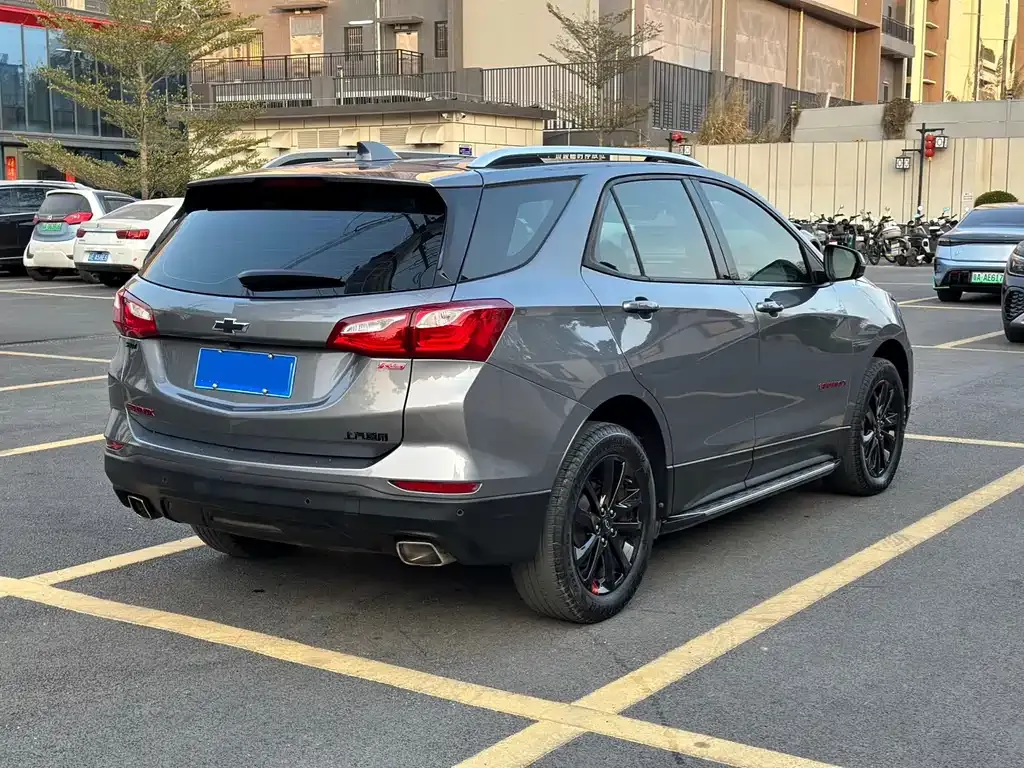 Chevrolet Equinox 2021 из CN, фото 9
