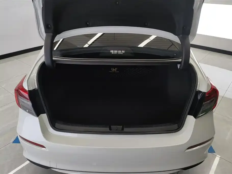 Honda Civic — фото 3