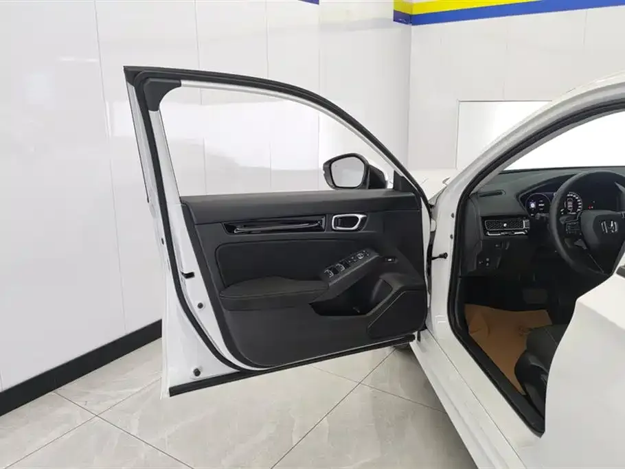 Honda Civic — фото 6