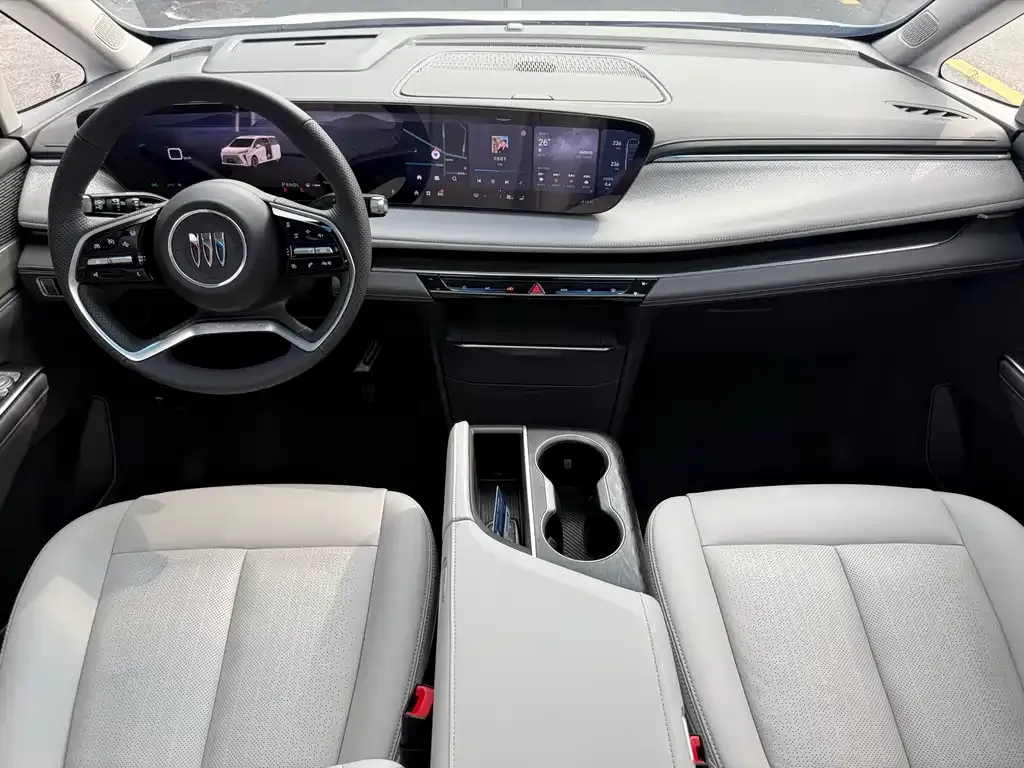 Buick GL8 2024 из CN, фото 2